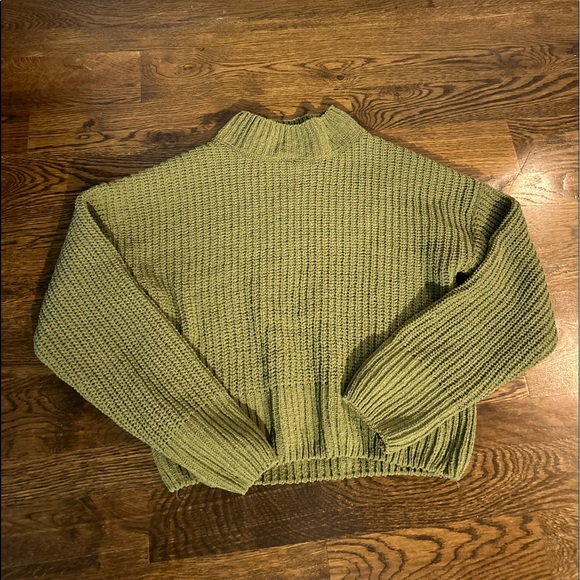 Double Zero Olive Green Sweater S - Picture 2 of 2